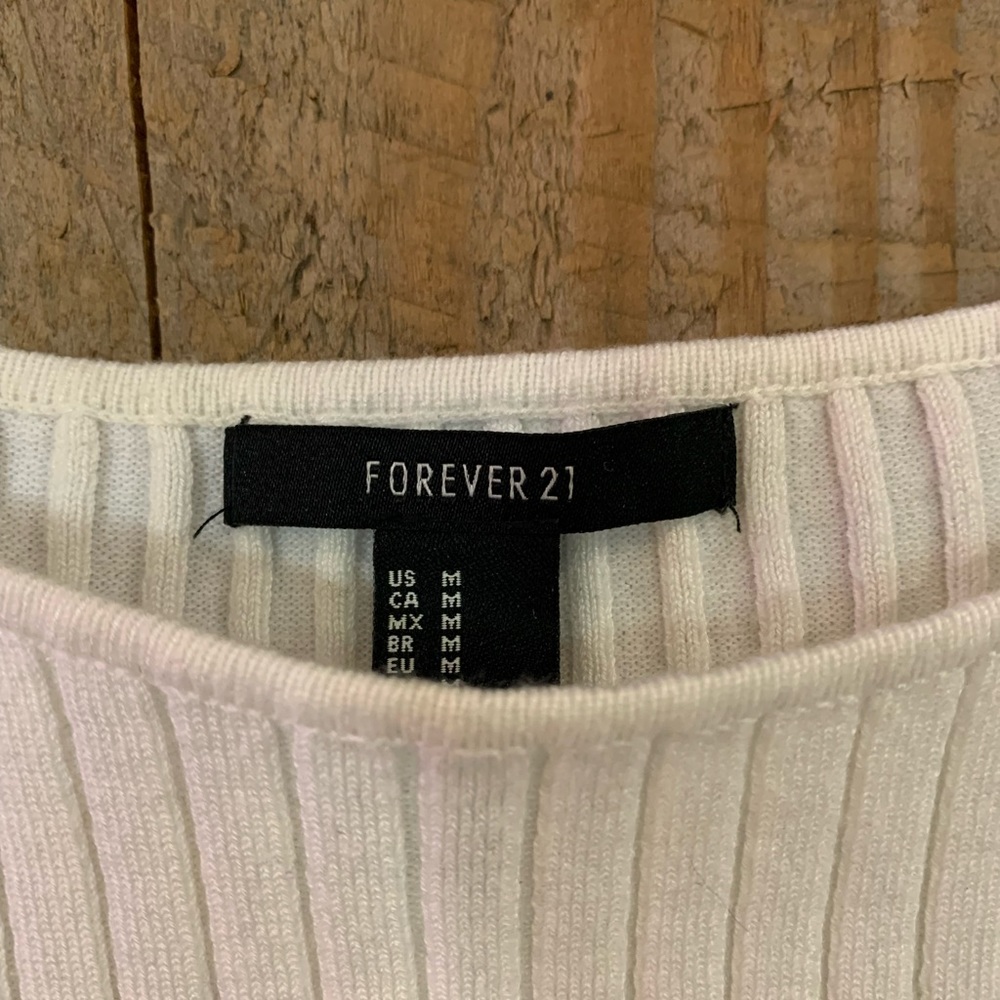 Forever 21 Ribbed Crop Top - Picture 2 of 2
